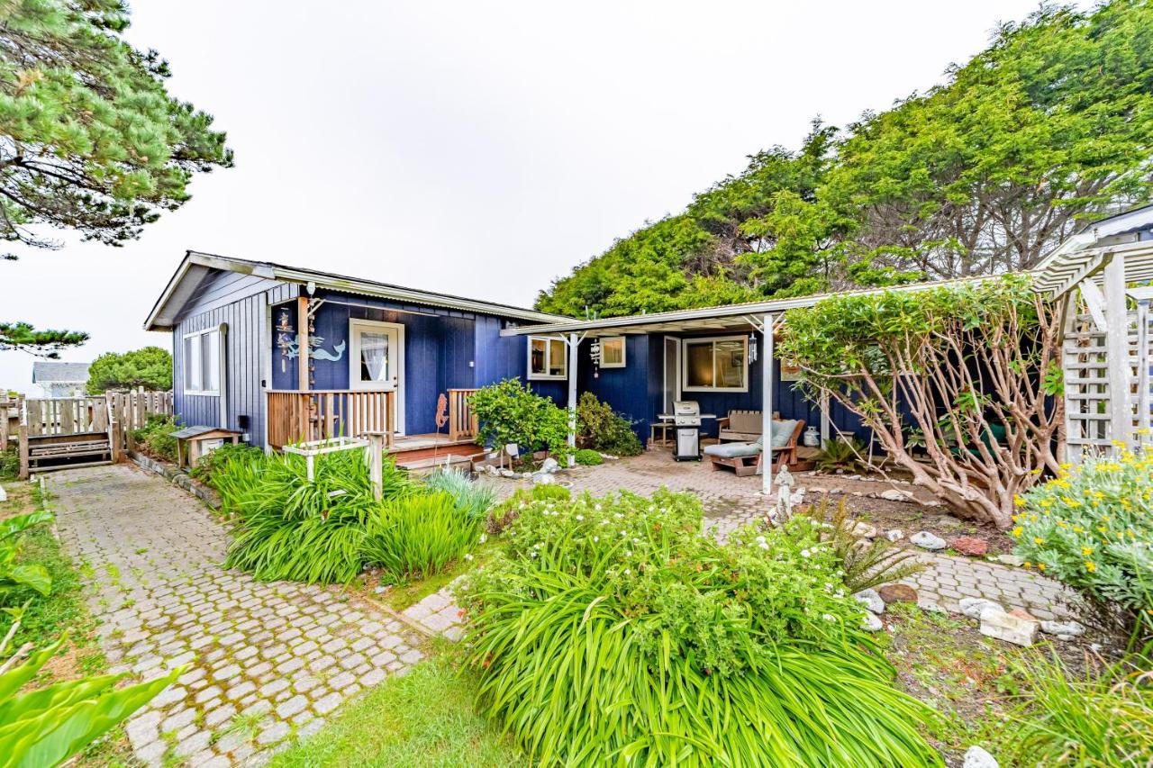 Sea Dreamer Cottage Smith River エクステリア 写真